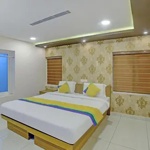 Treebo Trip Majestic Inn Thampanoor Hotel Thiruvananthapuram