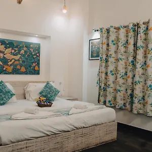 Bed & Breakfast Safarnama - A Boutique, Varanasi