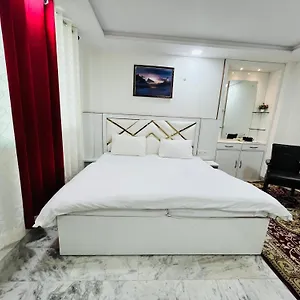 Alibaba's Indiana Bed & Breakfast Agra (Uttar Pradesh)